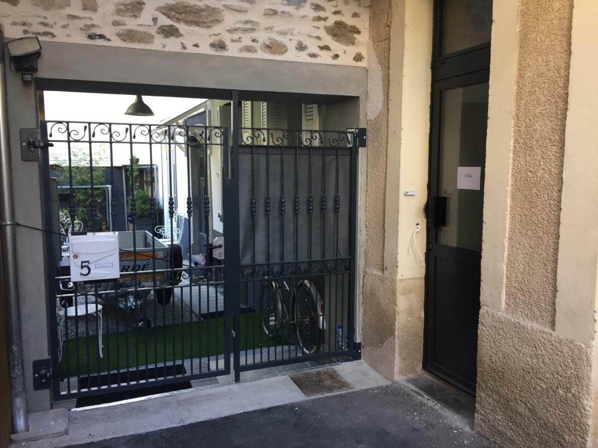 Les Meubles De Luchon - La Perle Bleue - Centre Luchon, Beau T2, 2 A 4 Personnes, Wifi Apartment Bagneres-de-Luchon Luaran gambar